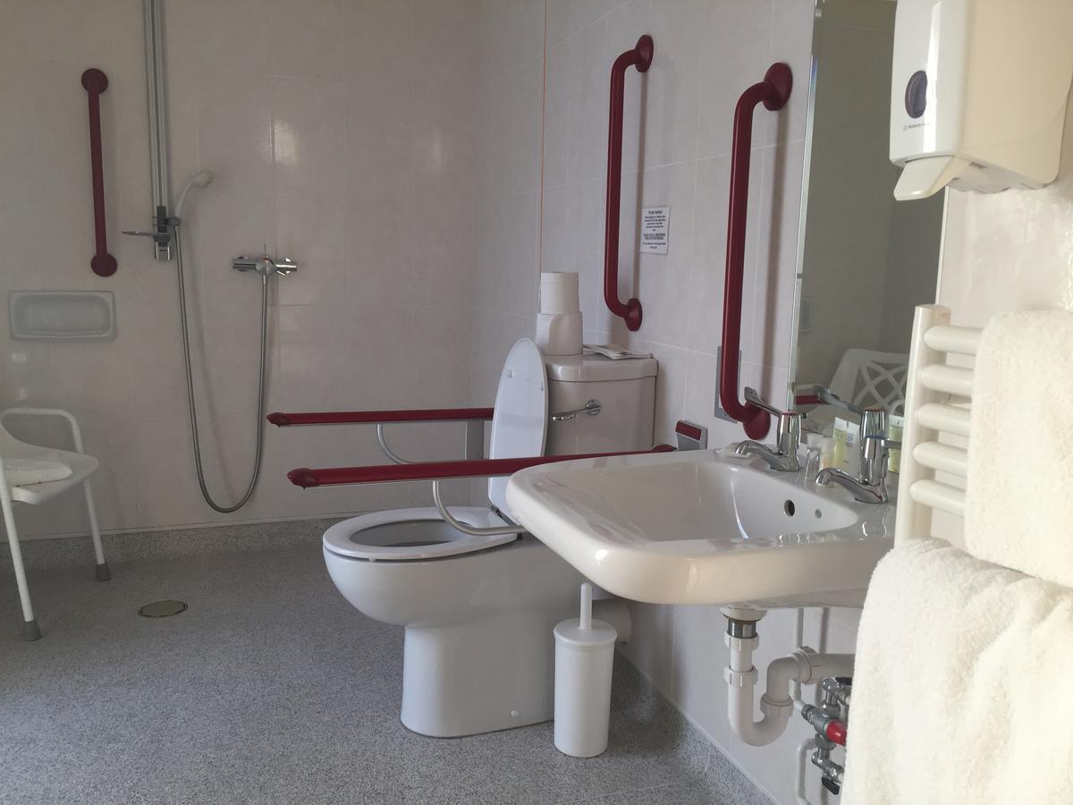 Burrswood Health And Wellbeing Hotel Royal Tunbridge Wells Esterno foto